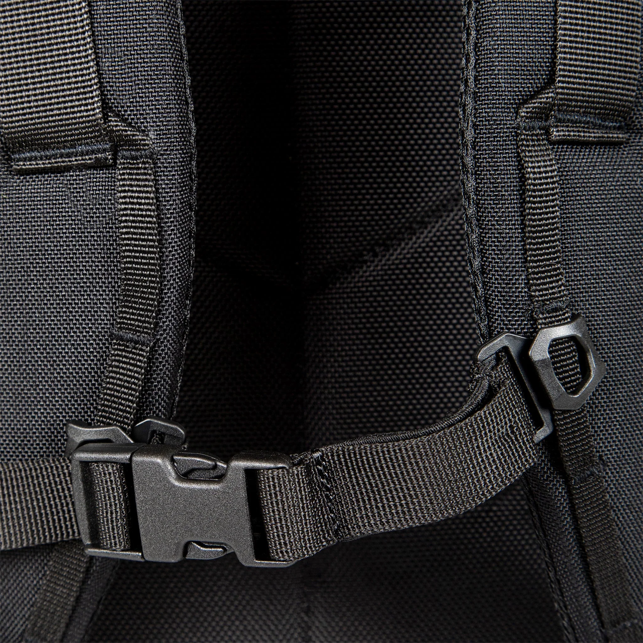 Global Travel Bag 30L - Image 44