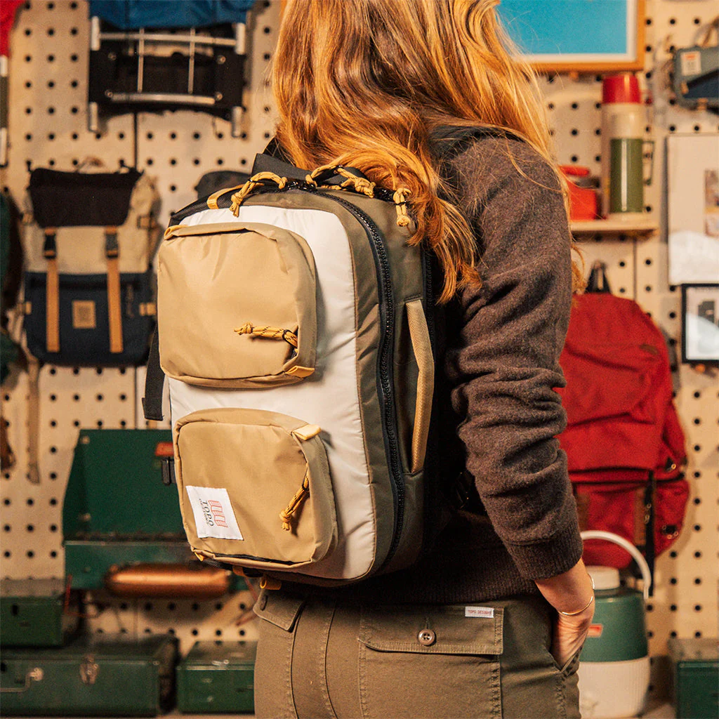 Global Briefcase - Image 19