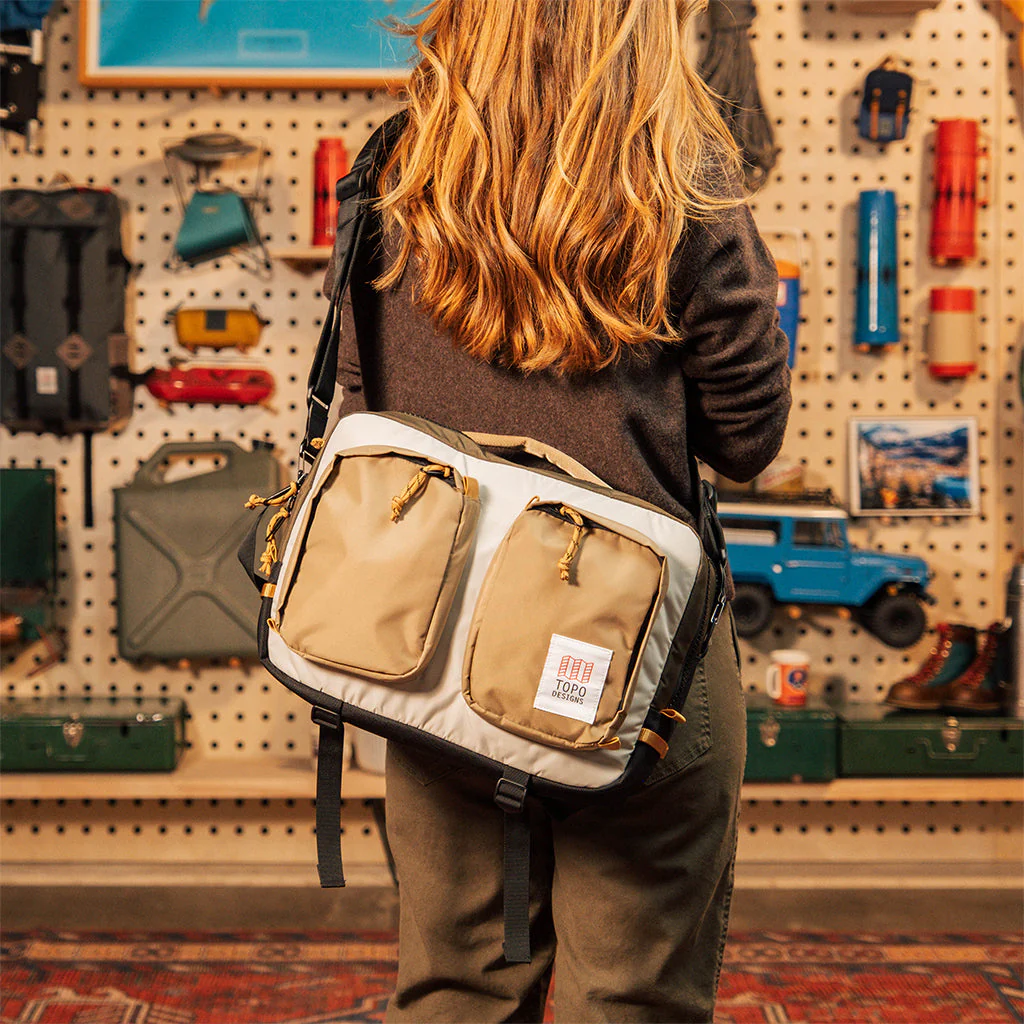 Global Briefcase - Image 20