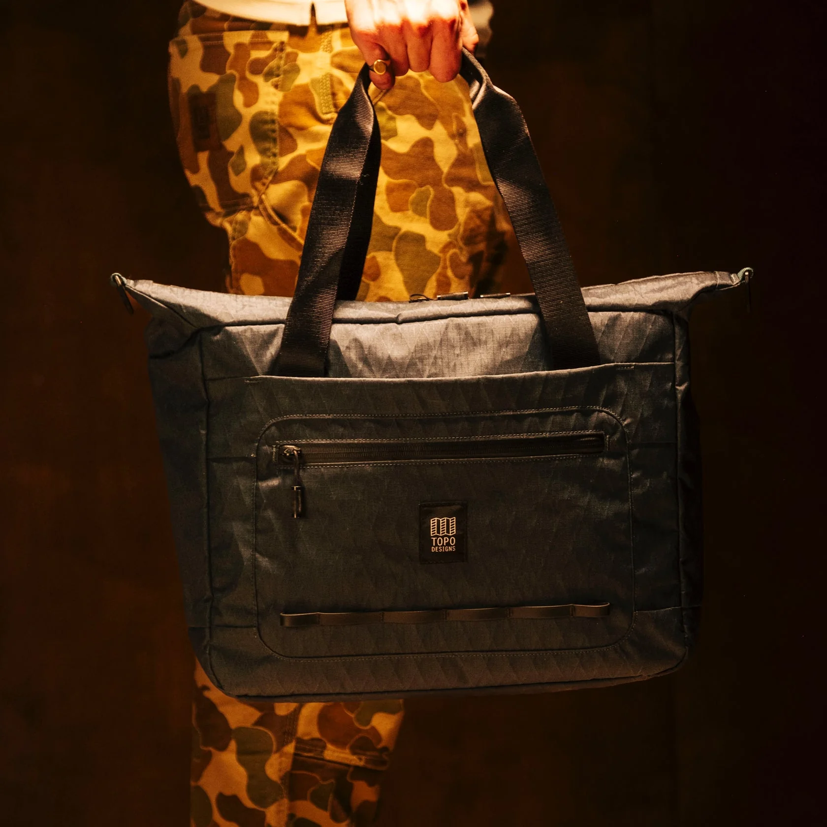 Global Pro Travel Tote - Image 10