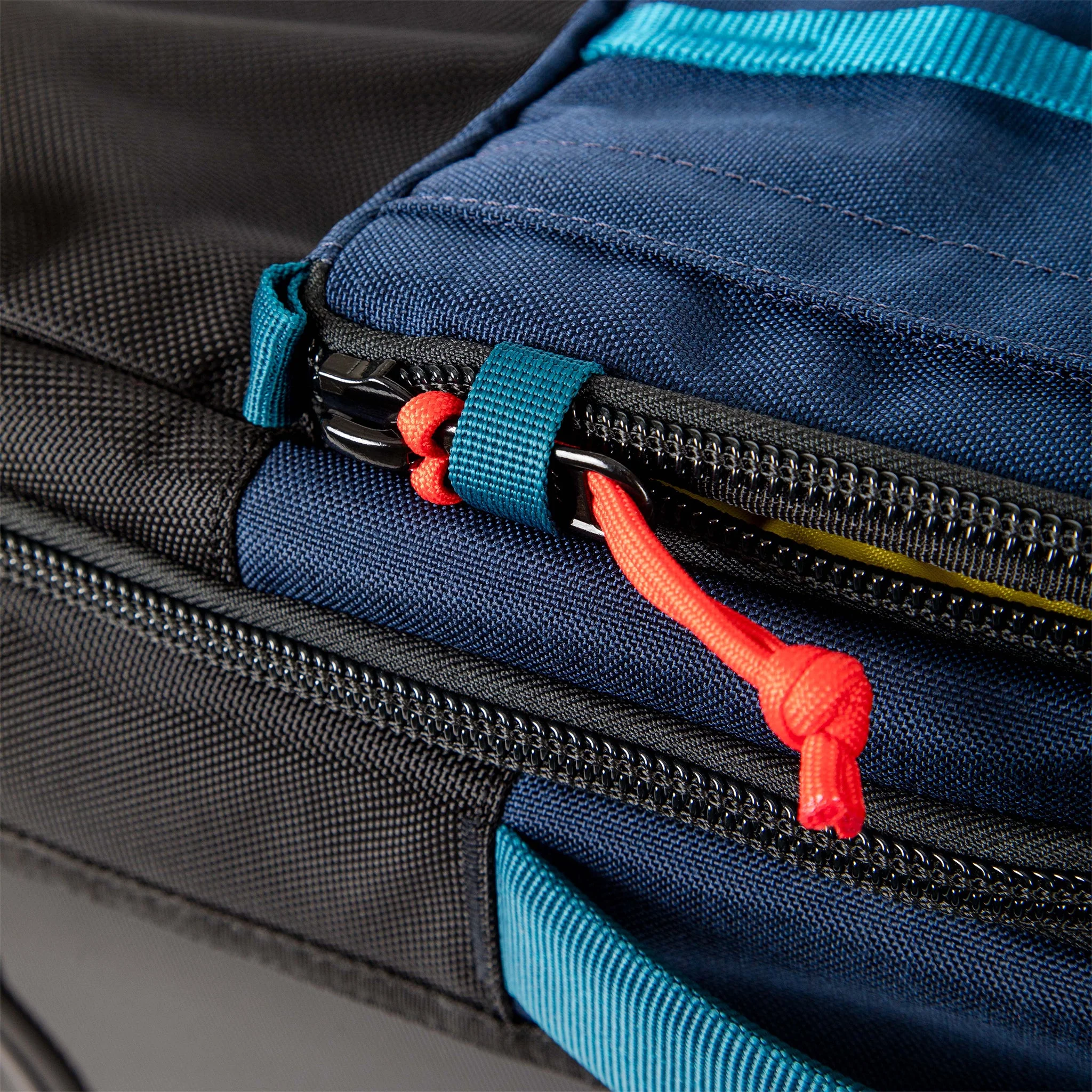 Global Travel Bag Roller - Image 34