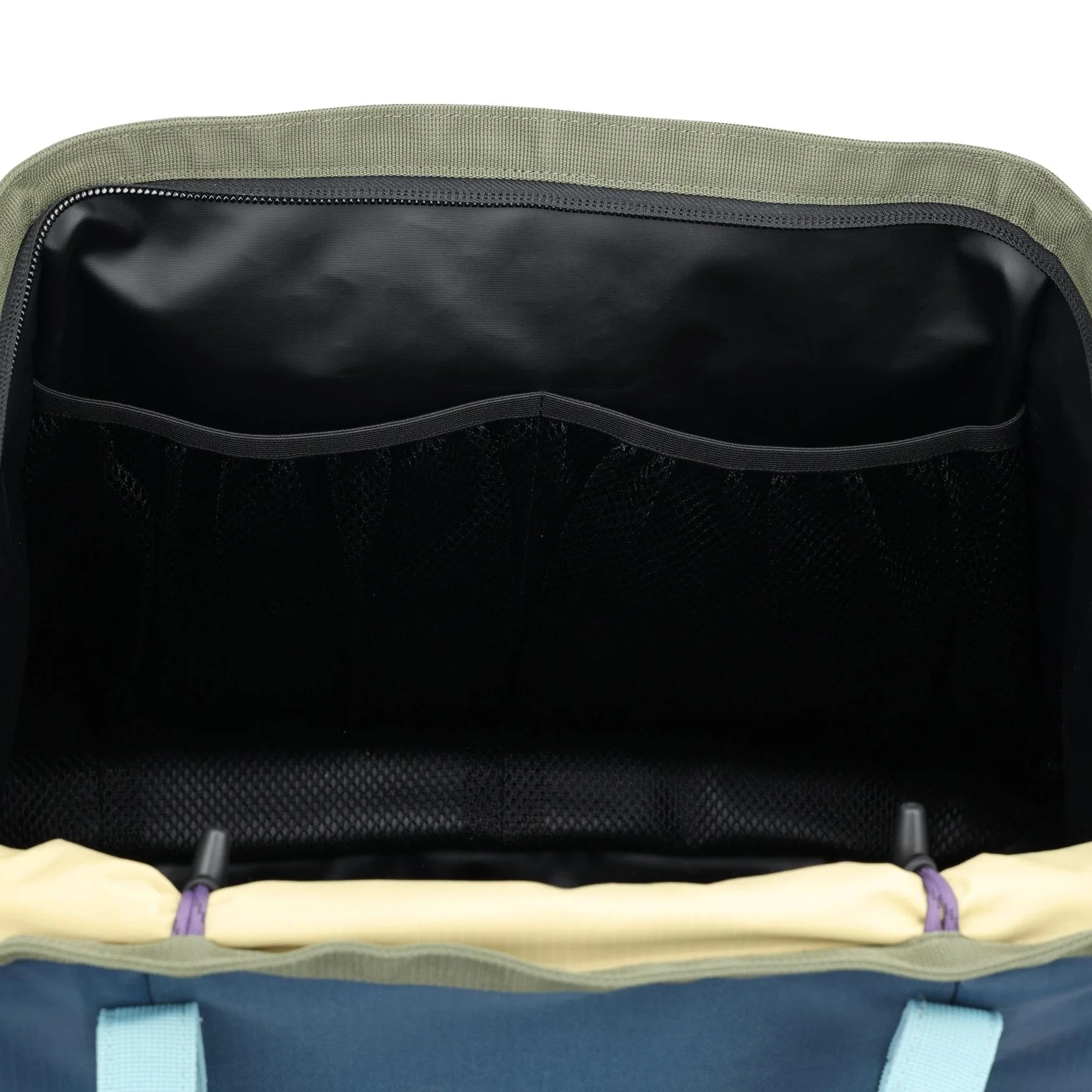 Mountain Gear Bag - Image 15