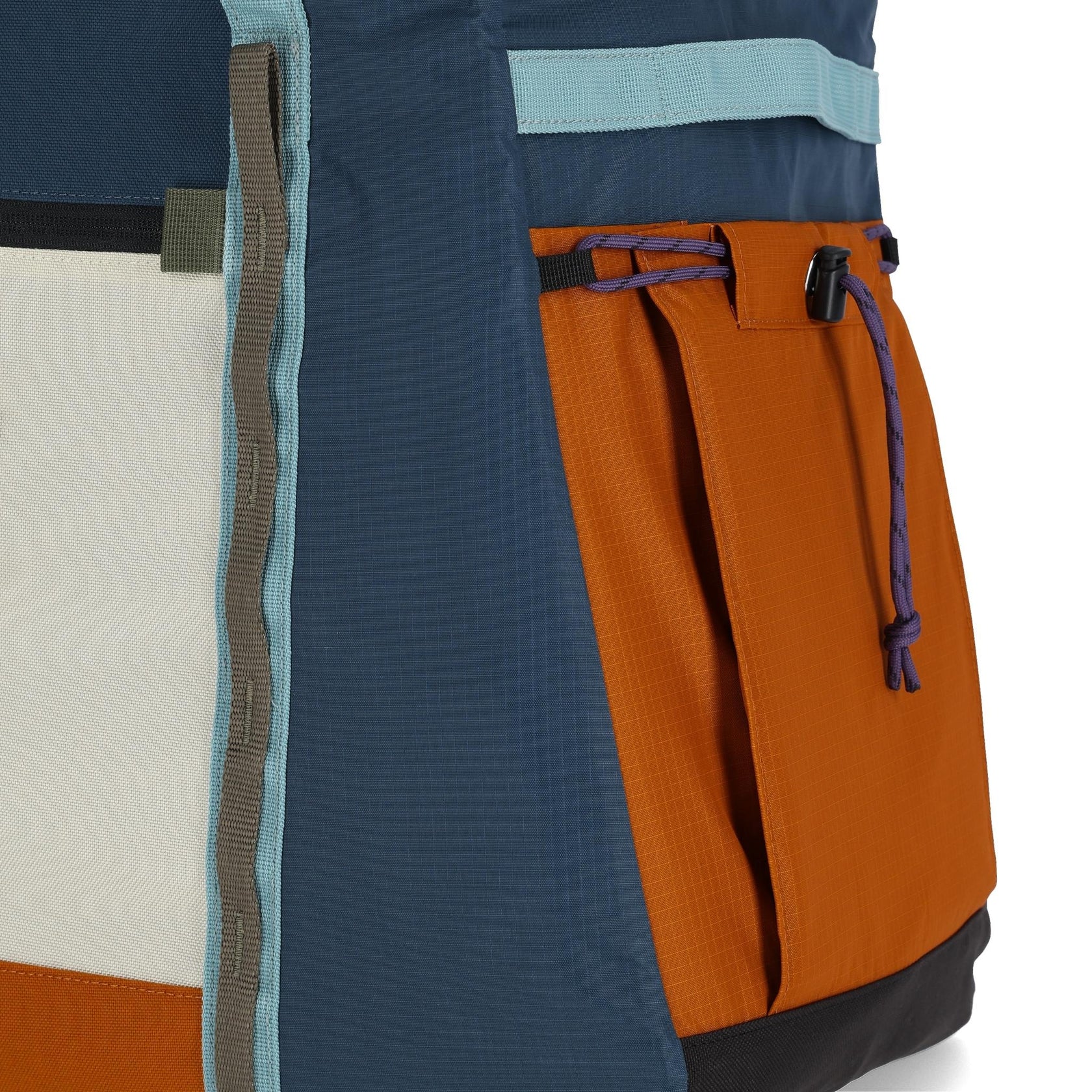 Mountain Gear Bag - Image 16