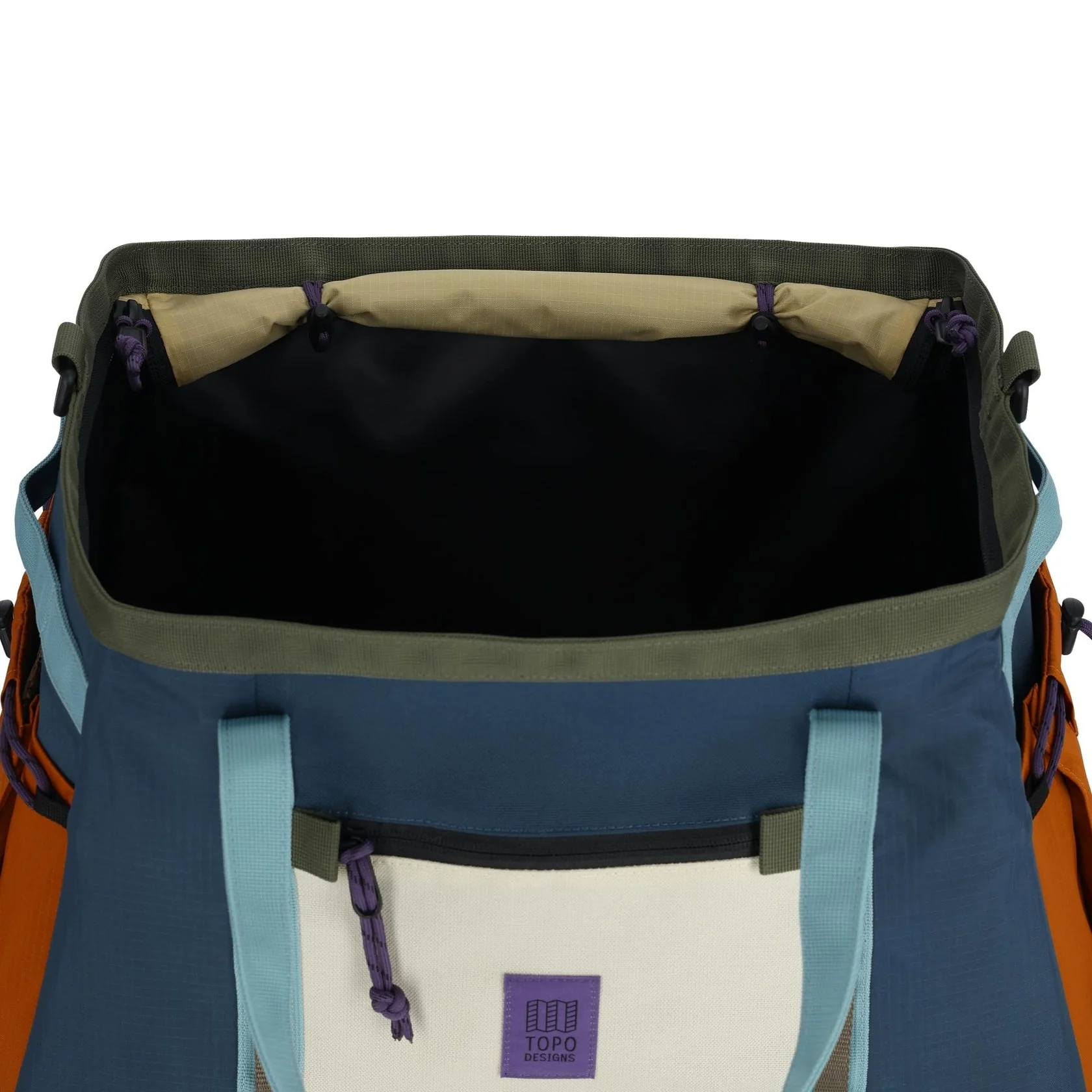 Mountain Gear Bag - Image 18