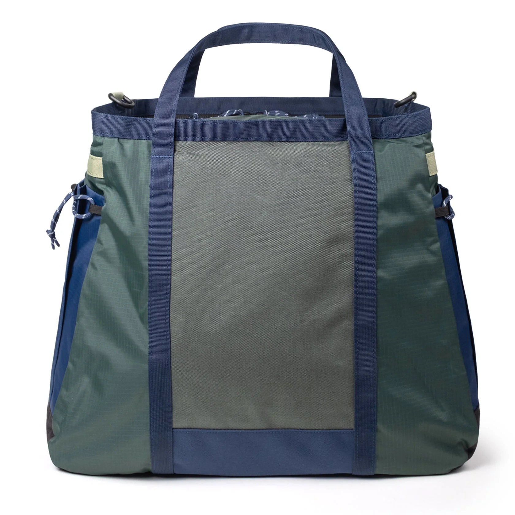 Mountain Gear Bag - Image 3