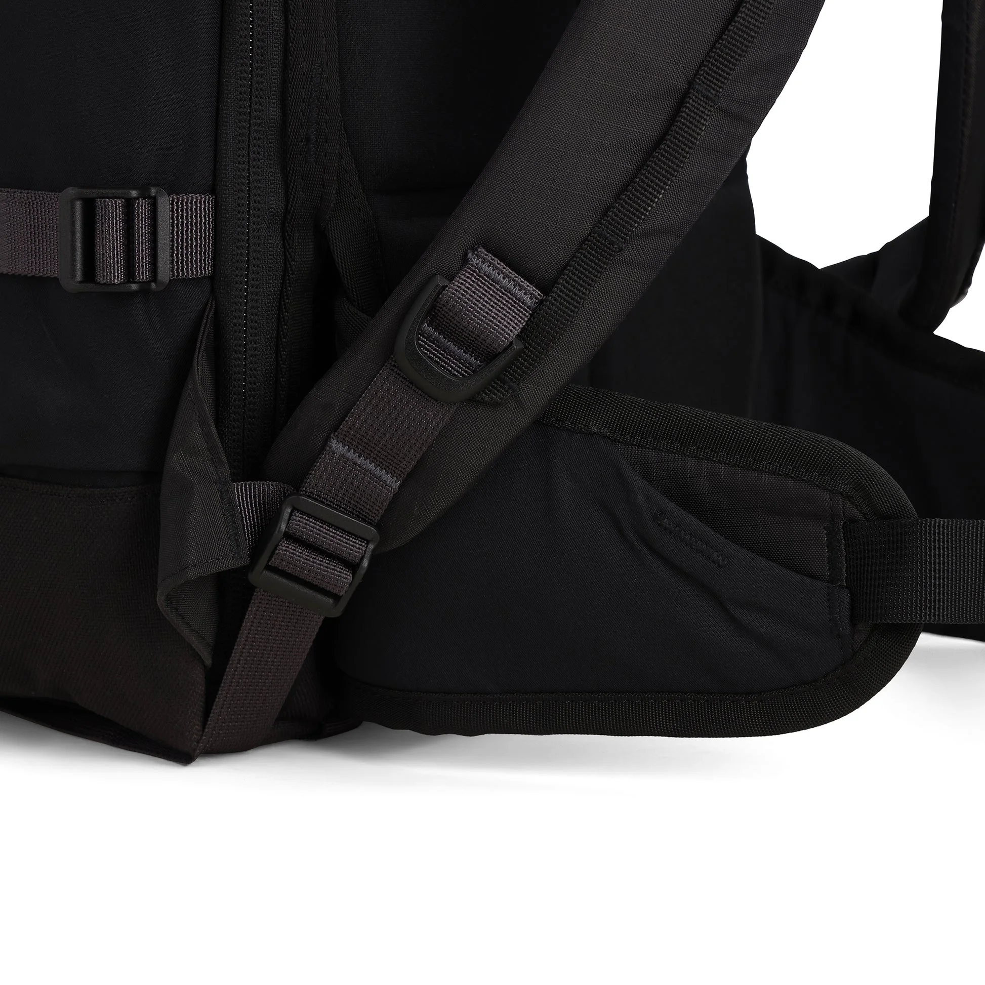 Rover Trail Pack 22L - Image 23